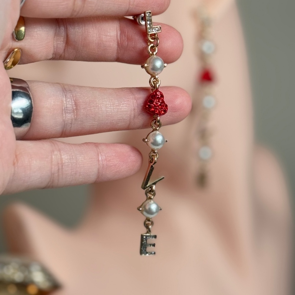 🔥 ❤️ Gold and Red Heart Pearl Earrings - Picture 3 of 7